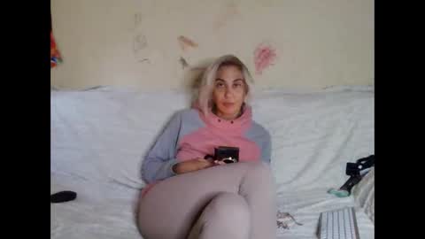 AsyaLu online show from 10-16-25, 10:49