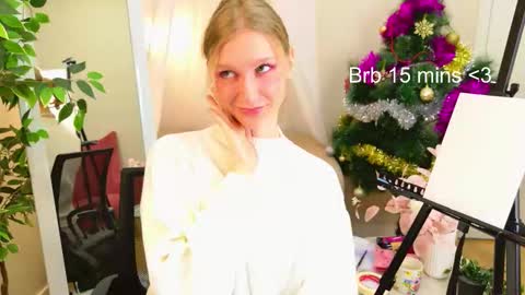 Snapshot of asyalumi chatting on 12-18-25, 06:25 Asya online show from 12-18-25, 06:25