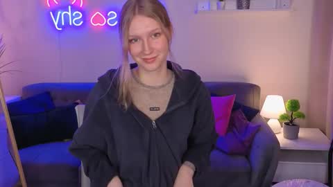 Snapshot of asyalumi chatting on 12-22-25, 06:21 Asya online show from 12-22-25, 06:21
