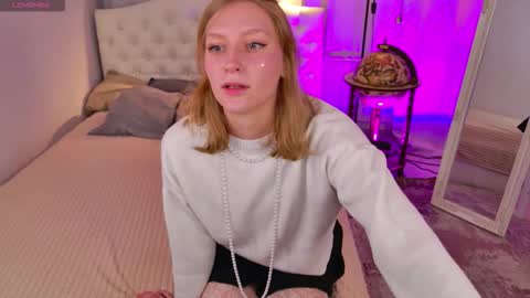 Snapshot of asyalumi chatting on 12-23-25, 06:22 Asya online show from 12-23-25, 06:22