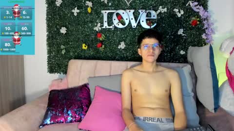 Snapshot of atalaya_sexy chatting on 12-20-24, 08:45 Atalaya - Jack online show from 12-20-24, 08:45