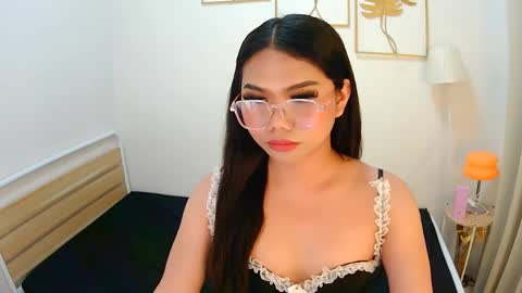 Snapshot of atashakendall chatting on 04-29-26, 05:30 atashakendall online show from 04-29-26, 05:30