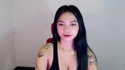 Snapshot of ate_girlxx chatting on 05-20-26, 12:33 ate_girlxx online show from 05-20-26, 12:33