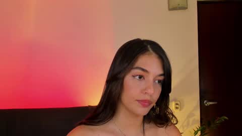 Snapshot of atena676 chatting on 03-10-25, 05:33 atena676 online show from 03-10-25, 05:33