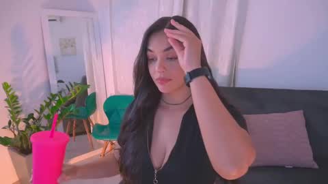 Snapshot of atena676 chatting on 09-29-25, 01:22 atena676 online show from 09-29-25, 01:22