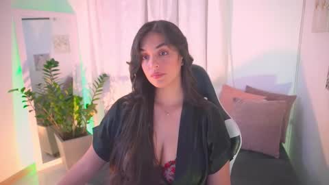 atena676 online show from 11-12-25, 01:39