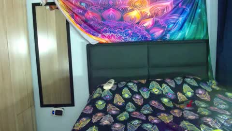 Snapshot of atena_messy chatting on 11-02-25, 12:13 atena messy online show from 11-02-25, 12:13