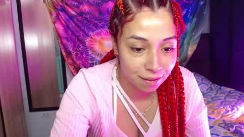 Snapshot of atena_messy chatting on 11-25-25, 05:07 atena messy online show from 11-25-25, 05:07