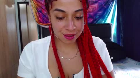 Snapshot of atena_messy chatting on 11-27-25, 05:15 atena messy online show from 11-27-25, 05:15