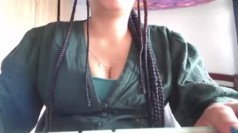 Snapshot of atena_messy chatting on 06-30-26, 12:50 atena messy online show from 06-30-26, 12:50