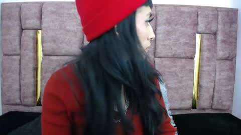 Snapshot of atenea_420 chatting on 04-18-26, 10:52 COLOMBIA online show from 04-18-26, 10:52