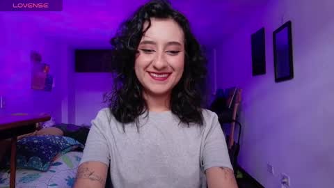 Atenea online show from 11-26-25, 08:54