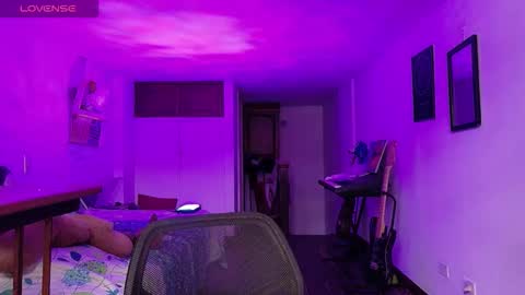 Atenea online show from 12-03-25, 09:24