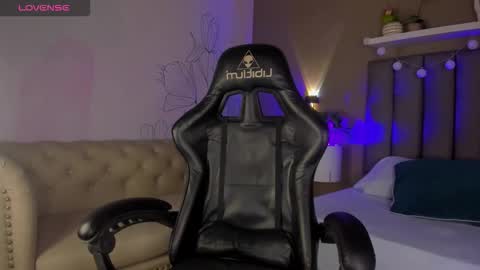 Atenea online show from 03-05-26, 12:23