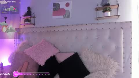 Snapshot of atenea_klett_ chatting on 11-19-25, 02:50 ATENEA online show from 11-19-25, 02:50