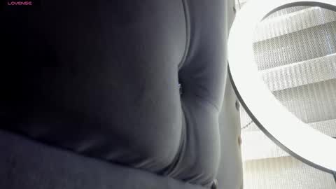 Snapshot of atenea_klett_ chatting on 02-27-26, 01:22 ATENEA online show from 02-27-26, 01:22