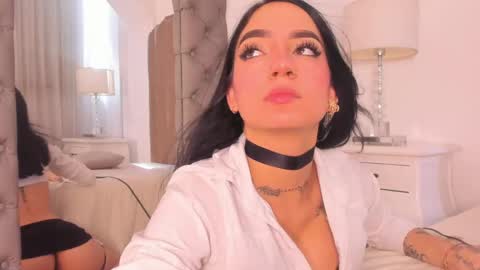 Snapshot of atenea_lux chatting on 05-22-26, 07:30 atenea lux online show from 05-22-26, 07:30