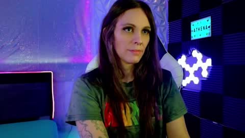 Snapshot of athenaautumn chatting on 02-06-25, 10:04 Athena Autumn online show from 02-06-25, 10:04