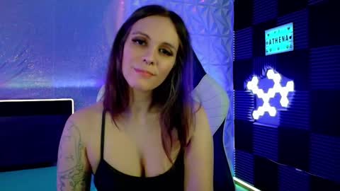 Snapshot of athenaautumn chatting on 02-06-25, 01:10 Athena Autumn online show from 02-06-25, 01:10