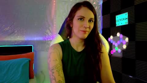 Snapshot of athenaautumn chatting on 03-07-25, 03:08 Athena Autumn online show from 03-07-25, 03:08