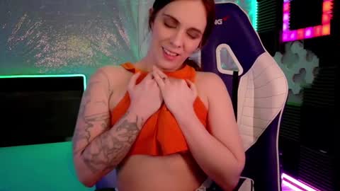 Snapshot of athenaautumn chatting on 10-01-25, 09:04 Athena Autumn online show from 10-01-25, 09:04