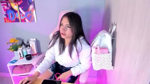 athenea__fox online show from 11-17-25, 12:00