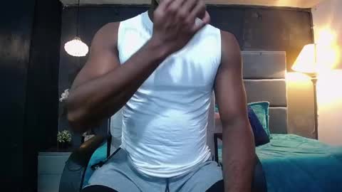 Snapshot of athleticbig_cock chatting on 11-13-25, 01:59 ATHLETIC COCK online show from 11-13-25, 01:59