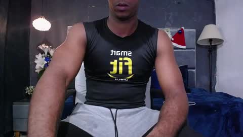 Snapshot of athleticbig_cock chatting on 12-16-25, 01:54 ATHLETIC COCK online show from 12-16-25, 01:54