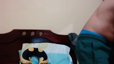 Robin online show from 01-12-26, 05:07