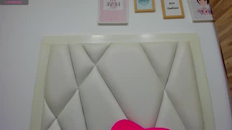 Atilana Diaz online show from 03-24-26, 05:18