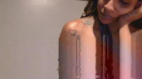 AtirahCali online show from 09-11-25, 07:58