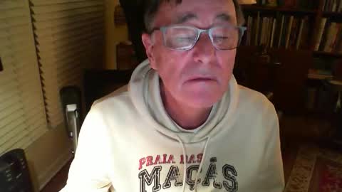 Snapshot of atlhung9 chatting on 02-15-26, 11:45 Atlhung9 online show from 02-15-26, 11:45