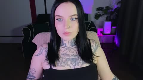 online every day between 10am-23pm online show from 01-12-26, 12:16