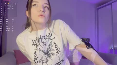 Tilda or Tilly online show from 03-29-26, 06:19