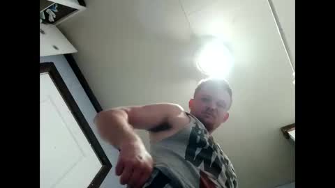 Snapshot of atowndownyourthroat chatting on 11-08-25, 06:07 AustinLawson online show from 11-08-25, 06:07