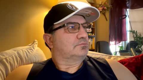 Snapshot of atozzzz chatting on 02-08-26, 08:23 atozzzz online show from 02-08-26, 08:23