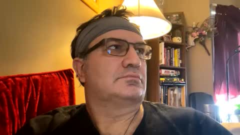 Snapshot of atozzzz chatting on 02-18-26, 09:00 atozzzz online show from 02-18-26, 09:00