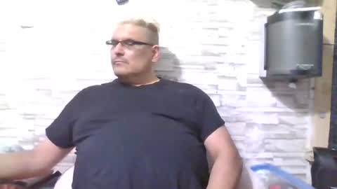 A online show from 03-05-25, 11:17