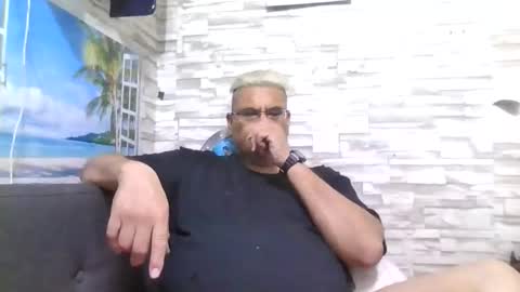 A online show from 11-26-25, 08:48