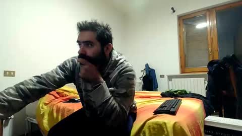 Snapshot of attila85 chatting on 11-07-25, 04:29 Bleakw85 online show from 11-07-25, 04:29