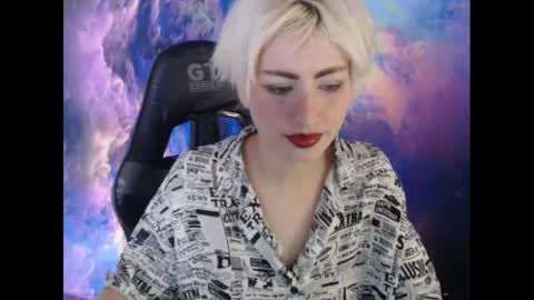 Snapshot of aubrey_rock chatting on 02-13-25, 02:20 Aubrey online show from 02-13-25, 02:20