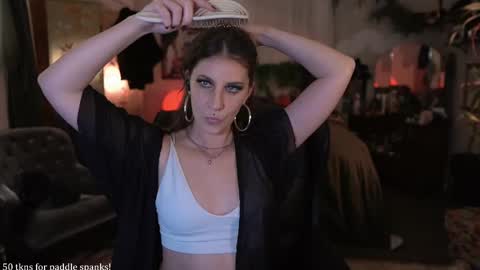 Audrey online show from 02-18-25, 05:09