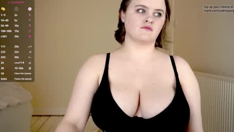 Audrey Jacq online show from 12-02-25, 04:46