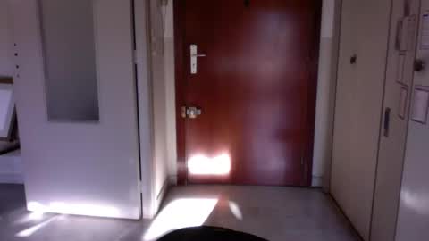 auguste061400 online show from 12-17-24, 09:17