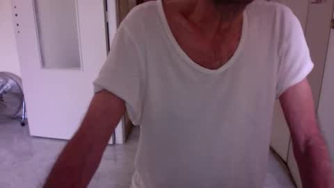 auguste688483 online show from 04-02-26, 08:23