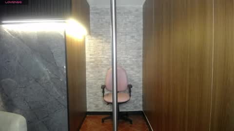 aura_cute_ online show from 03-31-26, 03:19