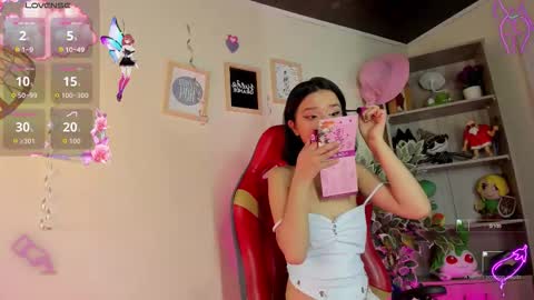 Snapshot of aura_rouss chatting on 09-26-25, 04:22 aura_rouss online show from 09-26-25, 04:22