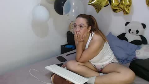 Auro online show from 04-18-26, 01:42