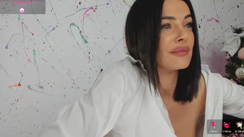 Snapshot of auraglow88 chatting on 12-17-25, 02:34 Sonia online show from 12-17-25, 02:34