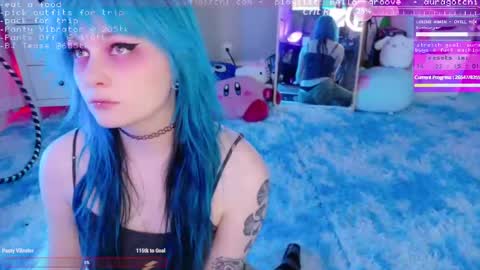 Snapshot of auragotchi chatting on 09-14-25, 06:45 Aurora Aura online show from 09-14-25, 06:45